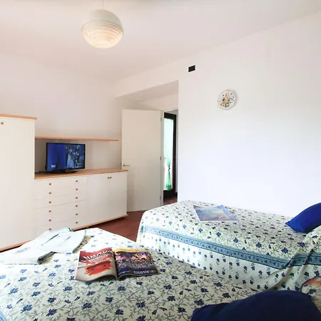 Sara By Interhome Apartmán *